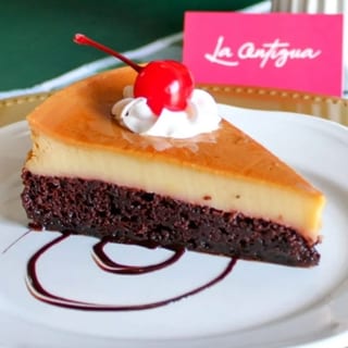 Chocoflan Porcion