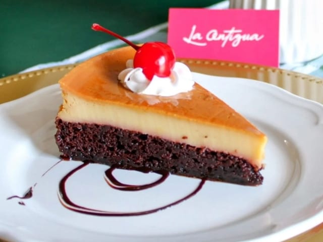 Chocoflan Porcion.